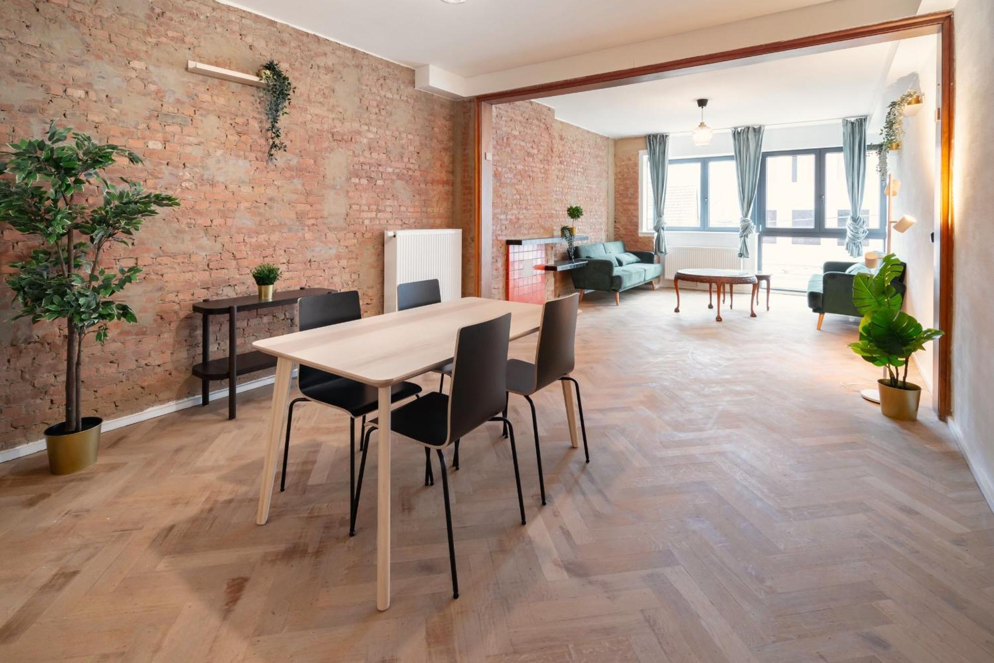 Charming And Spacious Apartments In The Heart Of Antwerpia Zewnętrze zdjęcie