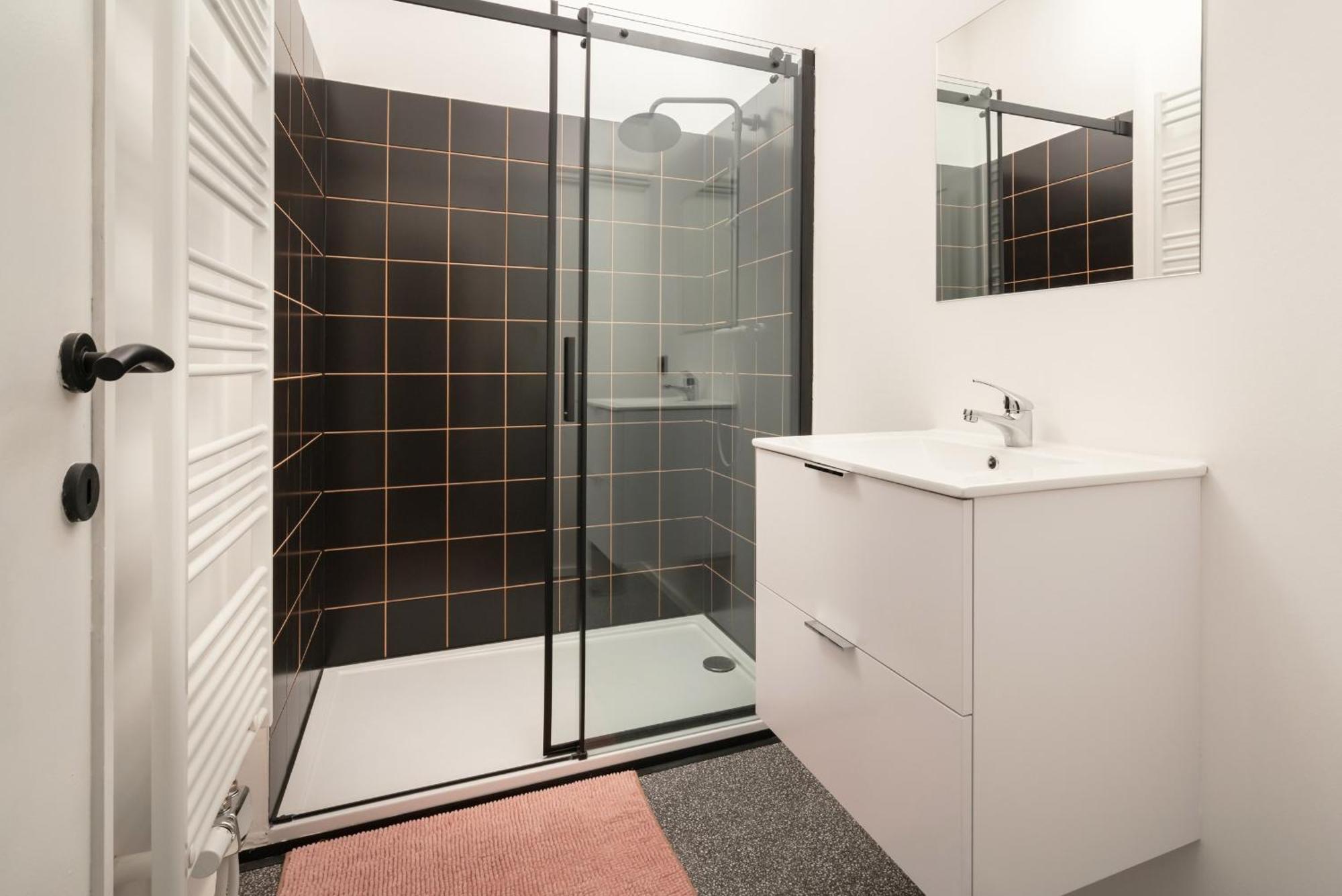 Charming And Spacious Apartments In The Heart Of Antwerpia Zewnętrze zdjęcie