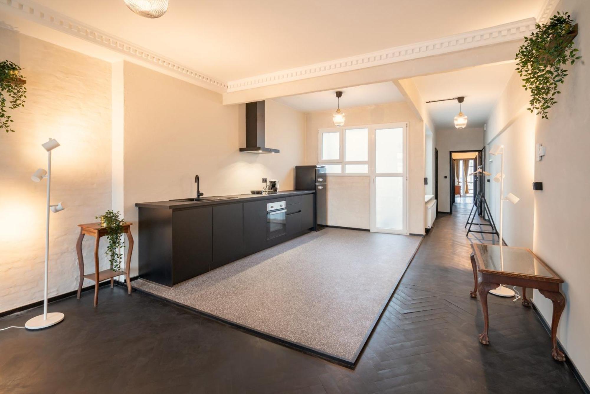 Charming And Spacious Apartments In The Heart Of Antwerpia Zewnętrze zdjęcie