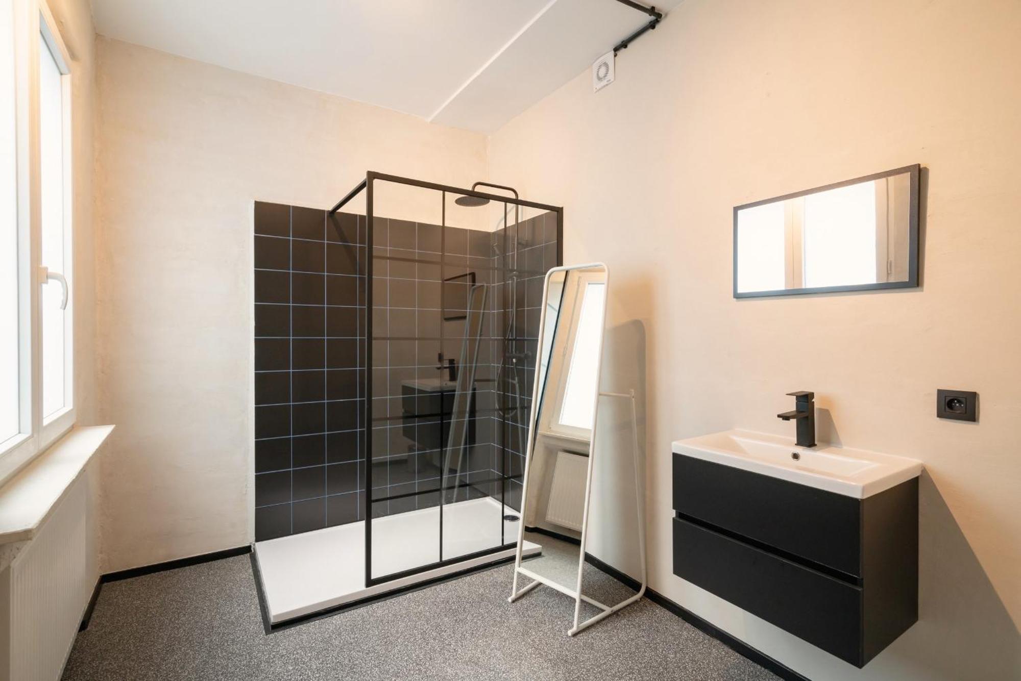 Charming And Spacious Apartments In The Heart Of Antwerpia Zewnętrze zdjęcie