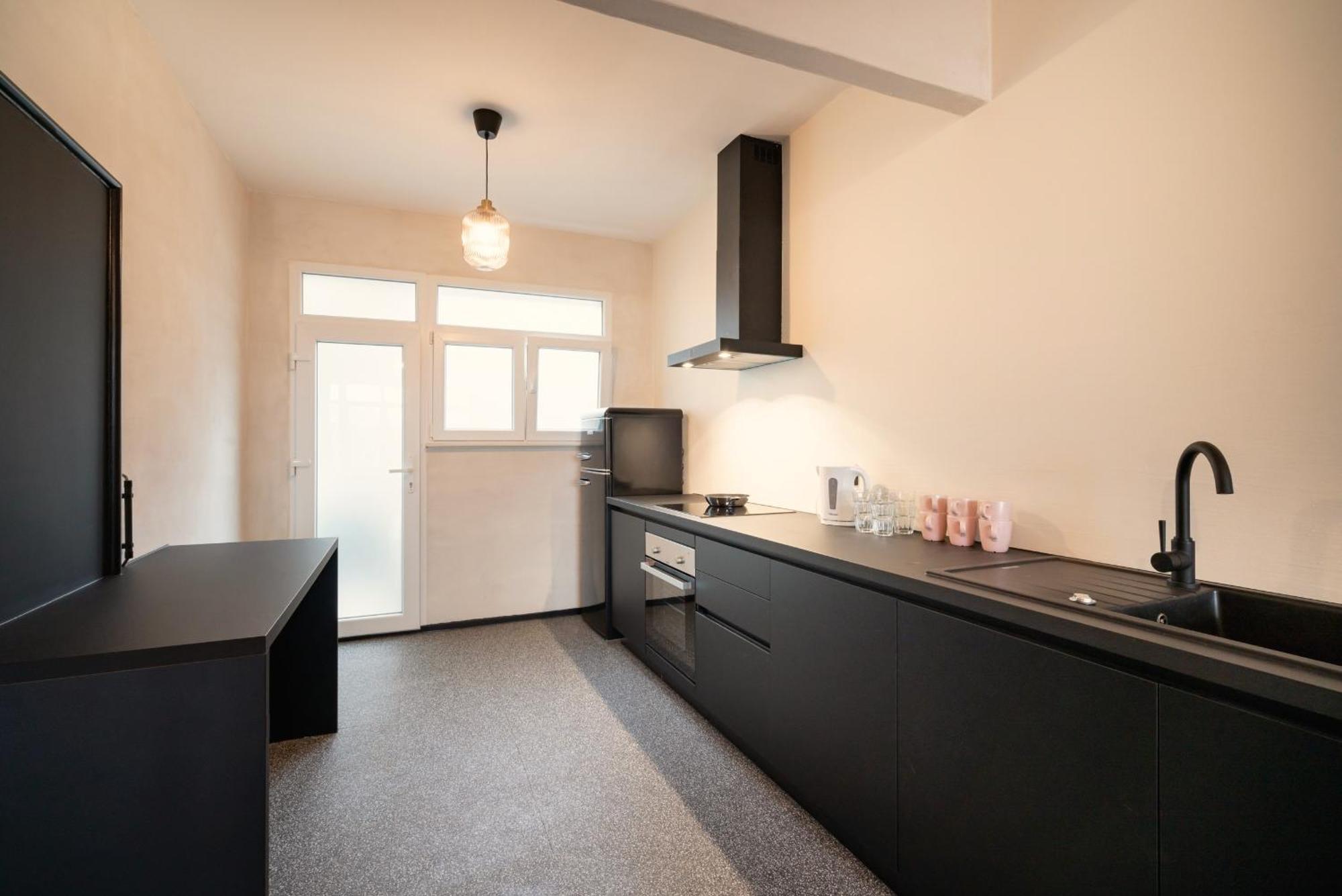 Charming And Spacious Apartments In The Heart Of Antwerpia Zewnętrze zdjęcie